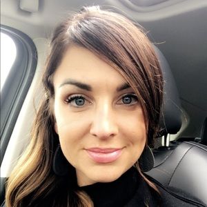 Meet your Posher, Cassie